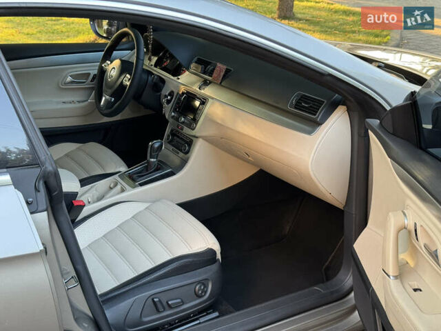 Бежевый Фольксваген CC / Passat CC, объемом двигателя 1.98 л и пробегом 253 тыс. км за 9999 $, фото 22 на Automoto.ua