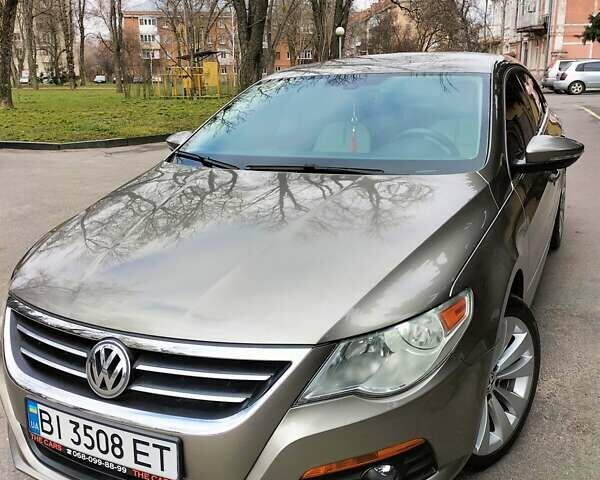 Бежевый Фольксваген CC / Passat CC, объемом двигателя 2 л и пробегом 218 тыс. км за 9800 $, фото 4 на Automoto.ua