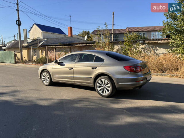 Бежевий Фольксваген CC / Passat CC, об'ємом двигуна 1.8 л та пробігом 256 тис. км за 7500 $, фото 4 на Automoto.ua
