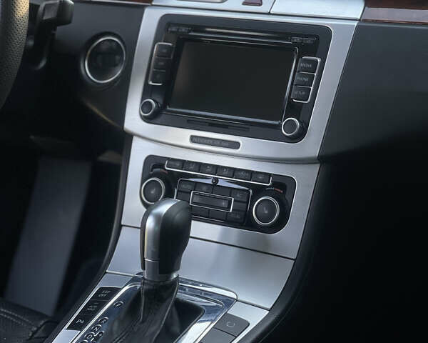 Бежевий Фольксваген CC / Passat CC, об'ємом двигуна 1.97 л та пробігом 255 тис. км за 8200 $, фото 29 на Automoto.ua