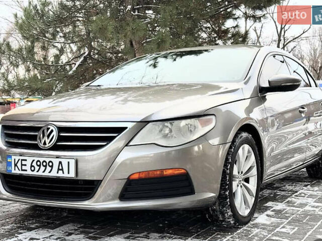 Бежевый Фольксваген CC / Passat CC, объемом двигателя 2 л и пробегом 189 тыс. км за 10500 $, фото 1 на Automoto.ua