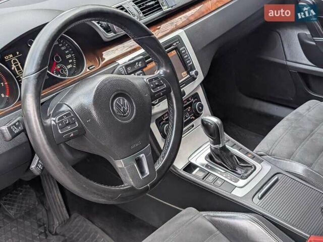 Бежевый Фольксваген CC / Passat CC, объемом двигателя 1.8 л и пробегом 251 тыс. км за 11500 $, фото 6 на Automoto.ua