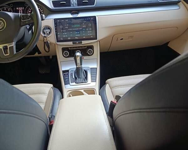 Бежевий Фольксваген CC / Passat CC, об'ємом двигуна 1.98 л та пробігом 224 тис. км за 8900 $, фото 7 на Automoto.ua