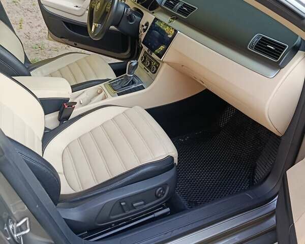 Бежевий Фольксваген CC / Passat CC, об'ємом двигуна 1.98 л та пробігом 224 тис. км за 8900 $, фото 11 на Automoto.ua
