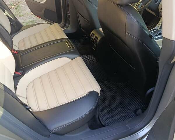 Бежевий Фольксваген CC / Passat CC, об'ємом двигуна 1.98 л та пробігом 224 тис. км за 8900 $, фото 12 на Automoto.ua