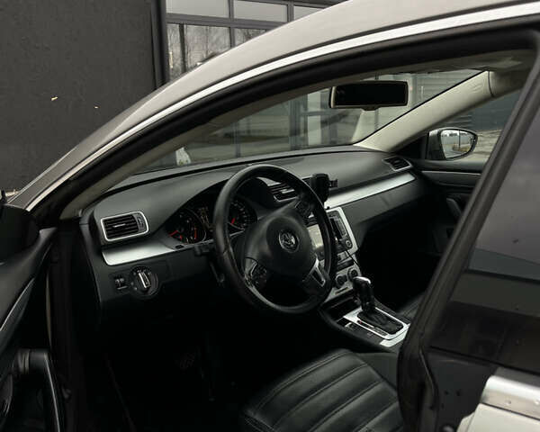 Бежевый Фольксваген CC / Passat CC, объемом двигателя 2 л и пробегом 300 тыс. км за 8100 $, фото 8 на Automoto.ua