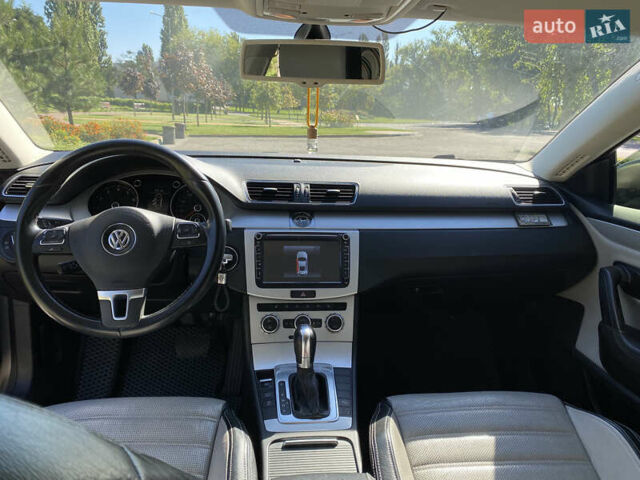 Бежевий Фольксваген CC / Passat CC, об'ємом двигуна 1.8 л та пробігом 210 тис. км за 10000 $, фото 10 на Automoto.ua