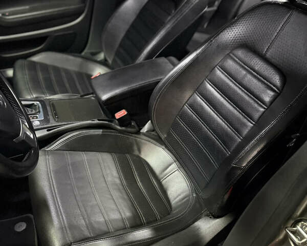 Бежевый Фольксваген CC / Passat CC, объемом двигателя 1.98 л и пробегом 310 тыс. км за 10900 $, фото 13 на Automoto.ua