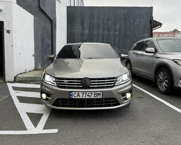 Бежевый Фольксваген CC / Passat CC, объемом двигателя 1.98 л и пробегом 310 тыс. км за 10900 $, фото 2 на Automoto.ua