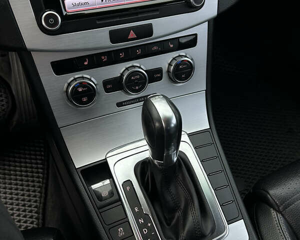 Бежевый Фольксваген CC / Passat CC, объемом двигателя 2 л и пробегом 230 тыс. км за 10000 $, фото 20 на Automoto.ua