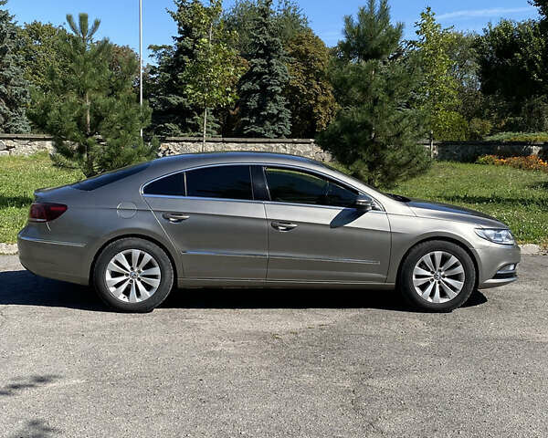 Бежевый Фольксваген CC / Passat CC, объемом двигателя 1.8 л и пробегом 210 тыс. км за 9700 $, фото 2 на Automoto.ua