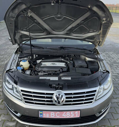 Бежевый Фольксваген CC / Passat CC, объемом двигателя 1.98 л и пробегом 183 тыс. км за 10500 $, фото 1 на Automoto.ua