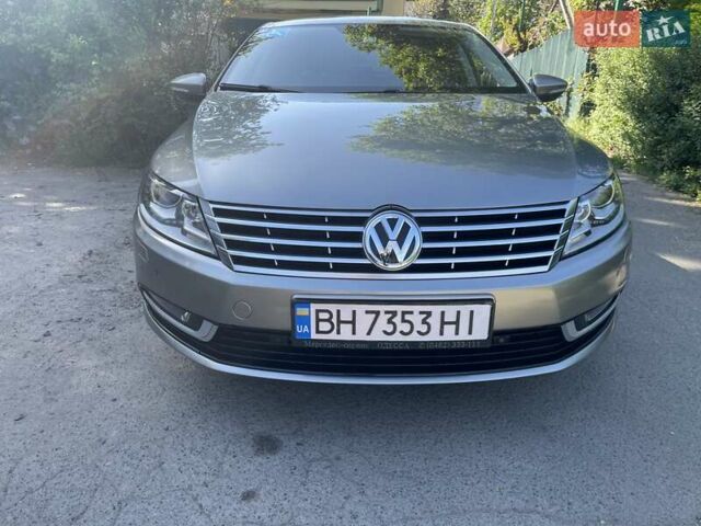 Бежевый Фольксваген CC / Passat CC, объемом двигателя 1.97 л и пробегом 162 тыс. км за 13500 $, фото 2 на Automoto.ua
