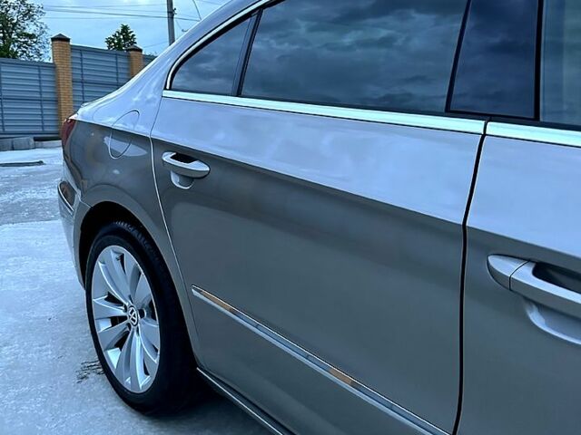 Бежевый Фольксваген CC, объемом двигателя 2 л и пробегом 97 тыс. км за 16000 $, фото 3 на Automoto.ua