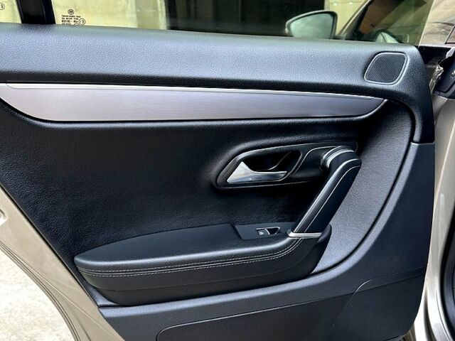 Бежевый Фольксваген CC, объемом двигателя 2 л и пробегом 97 тыс. км за 16000 $, фото 7 на Automoto.ua