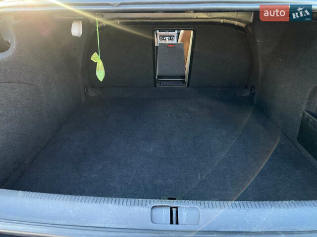 Черный Фольксваген CC / Passat CC, объемом двигателя 1.97 л и пробегом 318 тыс. км за 9900 $, фото 18 на Automoto.ua