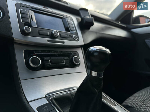 Черный Фольксваген CC / Passat CC, объемом двигателя 1.97 л и пробегом 221 тыс. км за 8999 $, фото 16 на Automoto.ua