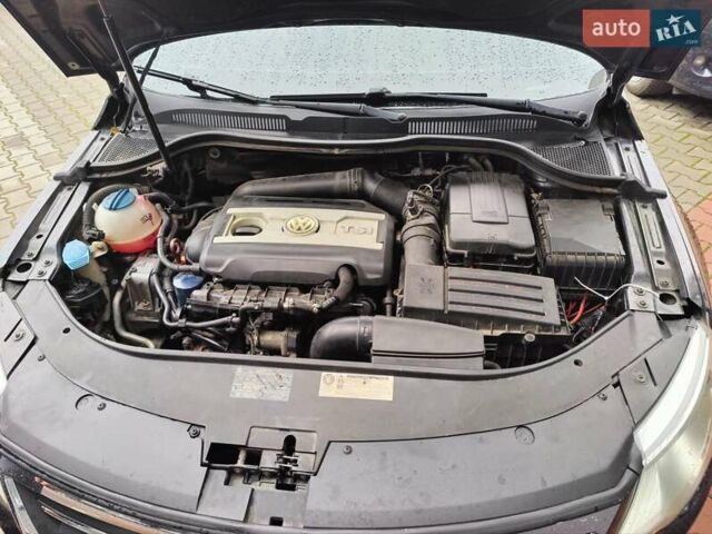 Черный Фольксваген CC / Passat CC, объемом двигателя 1.97 л и пробегом 232 тыс. км за 8000 $, фото 6 на Automoto.ua