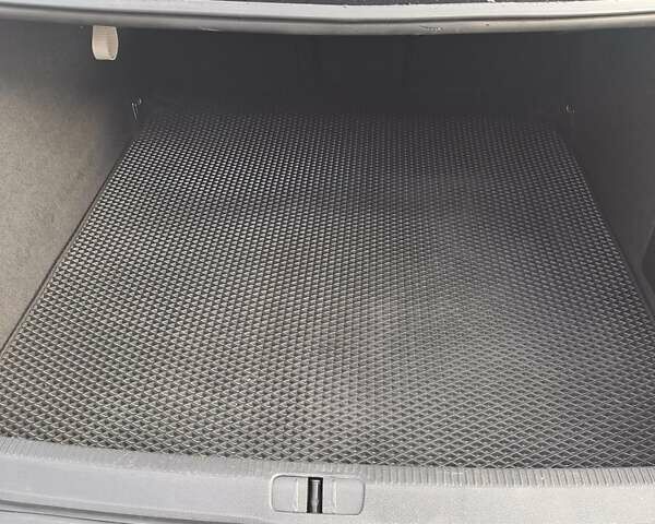 Чорний Фольксваген CC / Passat CC, об'ємом двигуна 1.98 л та пробігом 360 тис. км за 7700 $, фото 2 на Automoto.ua