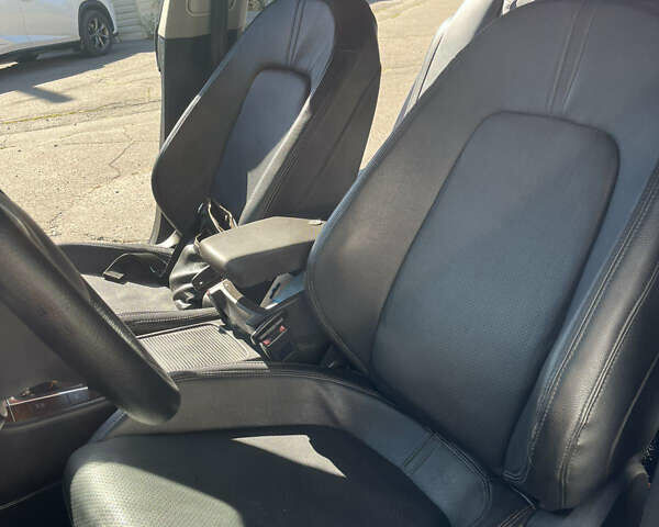 Фольксваген CC / Passat CC 2009 в Днепре (Днепропетровске) на Automoto.ua Черный Фольксваген CC / Passat CC, объемом двигателя 1.9 л и пробегом 248 тыс. км за 8500 $, фото 8 на Automoto.ua