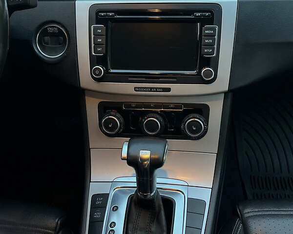 Черный Фольксваген CC / Passat CC, объемом двигателя 1.98 л и пробегом 240 тыс. км за 8300 $, фото 17 на Automoto.ua