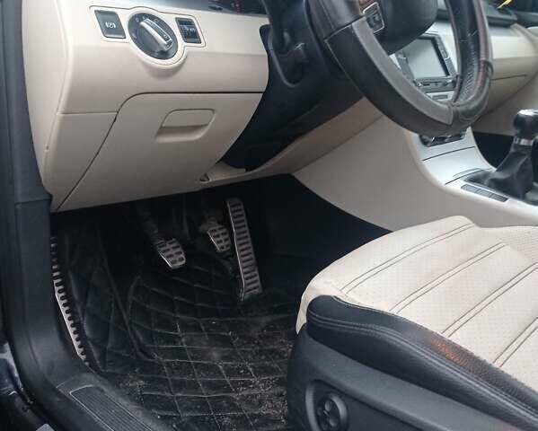Черный Фольксваген CC / Passat CC, объемом двигателя 1.98 л и пробегом 178 тыс. км за 7800 $, фото 5 на Automoto.ua