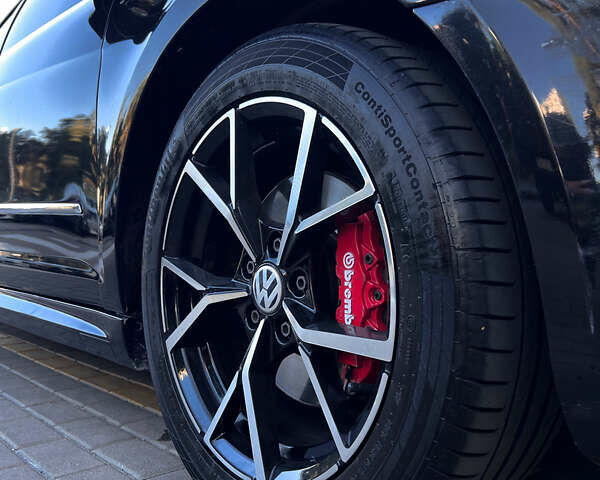 Черный Фольксваген CC / Passat CC, объемом двигателя 1.98 л и пробегом 196 тыс. км за 9500 $, фото 4 на Automoto.ua
