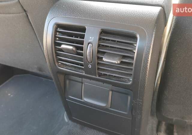 Черный Фольксваген CC / Passat CC, объемом двигателя 1.79 л и пробегом 244 тыс. км за 10000 $, фото 48 на Automoto.ua