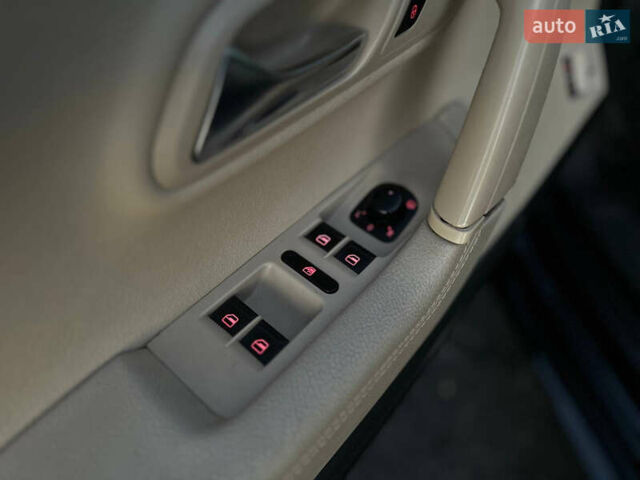 Чорний Фольксваген CC / Passat CC, об'ємом двигуна 1.98 л та пробігом 240 тис. км за 9000 $, фото 15 на Automoto.ua