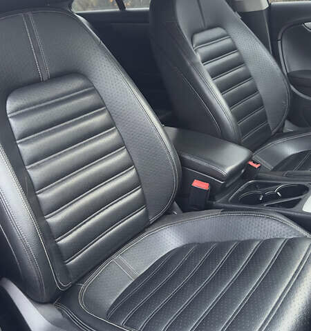 Черный Фольксваген CC / Passat CC, объемом двигателя 1.98 л и пробегом 175 тыс. км за 9200 $, фото 13 на Automoto.ua