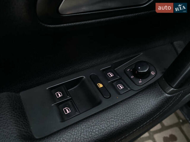 Черный Фольксваген CC / Passat CC, объемом двигателя 1.97 л и пробегом 215 тыс. км за 13777 $, фото 39 на Automoto.ua