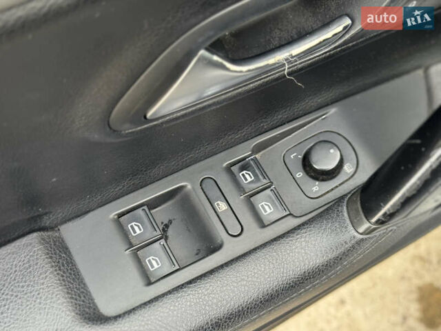 Черный Фольксваген CC / Passat CC, объемом двигателя 1.98 л и пробегом 263 тыс. км за 7900 $, фото 37 на Automoto.ua
