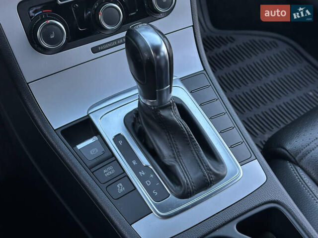 Черный Фольксваген CC / Passat CC, объемом двигателя 1.98 л и пробегом 140 тыс. км за 10200 $, фото 61 на Automoto.ua