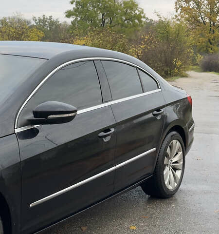 Черный Фольксваген CC / Passat CC, объемом двигателя 1.98 л и пробегом 175 тыс. км за 9200 $, фото 1 на Automoto.ua