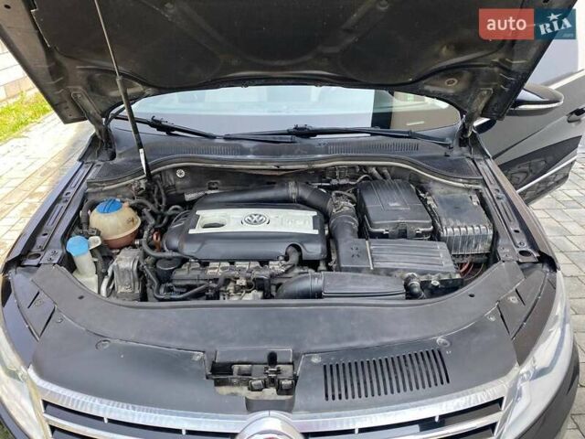 Черный Фольксваген CC / Passat CC, объемом двигателя 1.98 л и пробегом 250 тыс. км за 10000 $, фото 10 на Automoto.ua