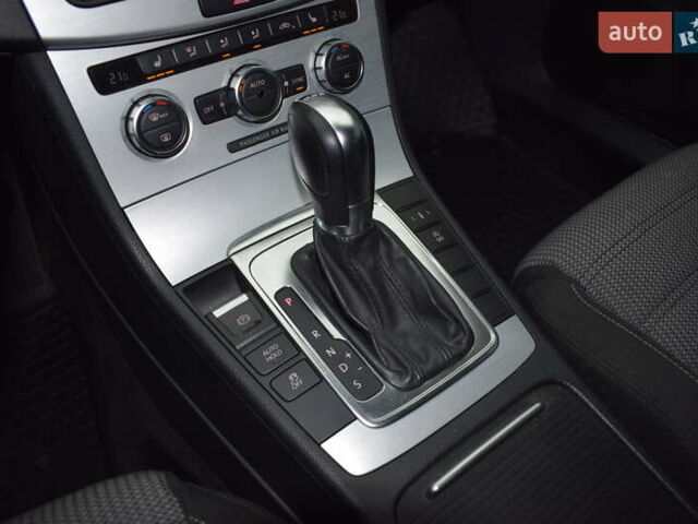 Черный Фольксваген CC / Passat CC, объемом двигателя 1.97 л и пробегом 256 тыс. км за 12900 $, фото 23 на Automoto.ua