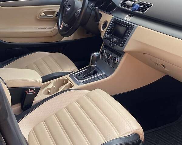 Черный Фольксваген CC / Passat CC, объемом двигателя 1.98 л и пробегом 250 тыс. км за 10000 $, фото 11 на Automoto.ua
