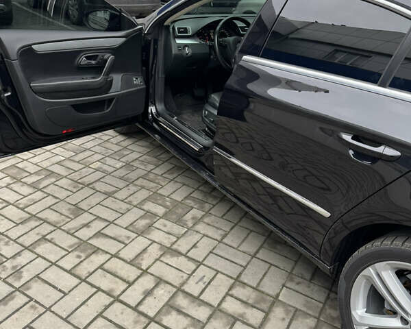 Черный Фольксваген CC / Passat CC, объемом двигателя 1.98 л и пробегом 211 тыс. км за 9800 $, фото 2 на Automoto.ua