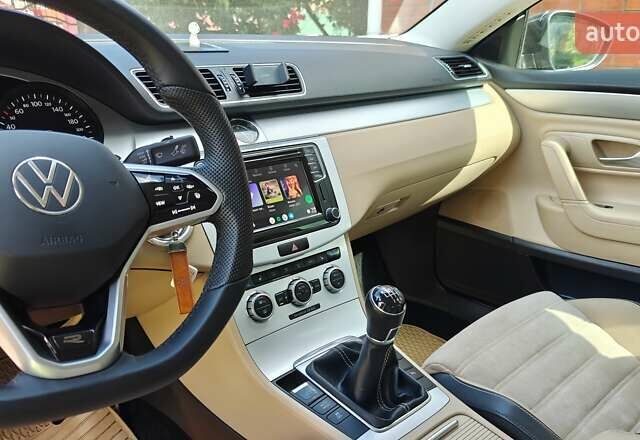 Черный Фольксваген CC / Passat CC, объемом двигателя 2 л и пробегом 76 тыс. км за 18000 $, фото 4 на Automoto.ua