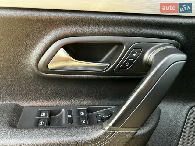 Черный Фольксваген CC / Passat CC, объемом двигателя 2 л и пробегом 207 тыс. км за 11400 $, фото 16 на Automoto.ua