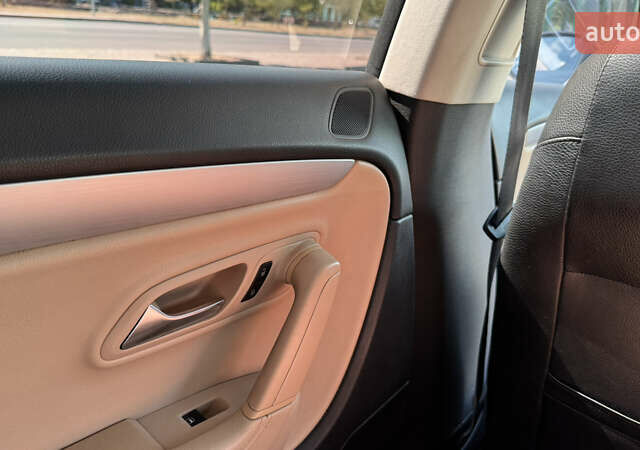 Черный Фольксваген CC / Passat CC, объемом двигателя 1.98 л и пробегом 260 тыс. км за 12200 $, фото 10 на Automoto.ua