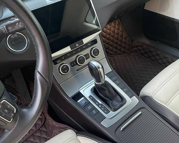 Чорний Фольксваген CC / Passat CC, об'ємом двигуна 1.97 л та пробігом 245 тис. км за 13000 $, фото 12 на Automoto.ua