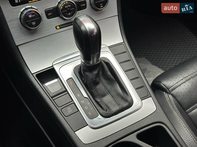 Чорний Фольксваген CC / Passat CC, об'ємом двигуна 1.98 л та пробігом 155 тис. км за 9700 $, фото 36 на Automoto.ua