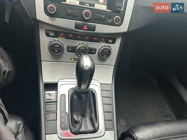 Черный Фольксваген CC / Passat CC, объемом двигателя 1.98 л и пробегом 236 тыс. км за 10999 $, фото 32 на Automoto.ua