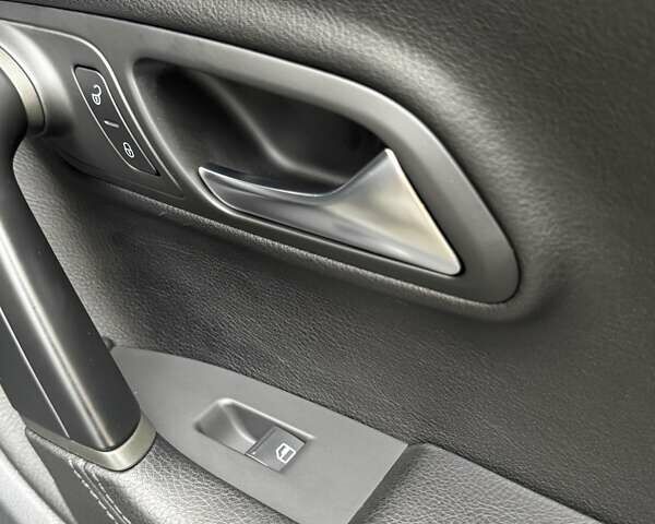 Черный Фольксваген CC / Passat CC, объемом двигателя 1.98 л и пробегом 184 тыс. км за 13000 $, фото 28 на Automoto.ua