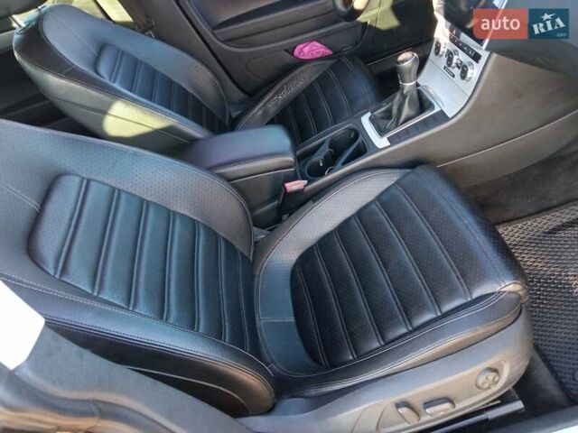 Черный Фольксваген CC / Passat CC, объемом двигателя 2 л и пробегом 260 тыс. км за 9000 $, фото 11 на Automoto.ua