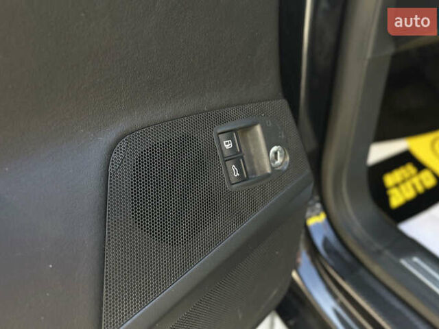 Черный Фольксваген CC / Passat CC, объемом двигателя 1.98 л и пробегом 220 тыс. км за 10990 $, фото 10 на Automoto.ua