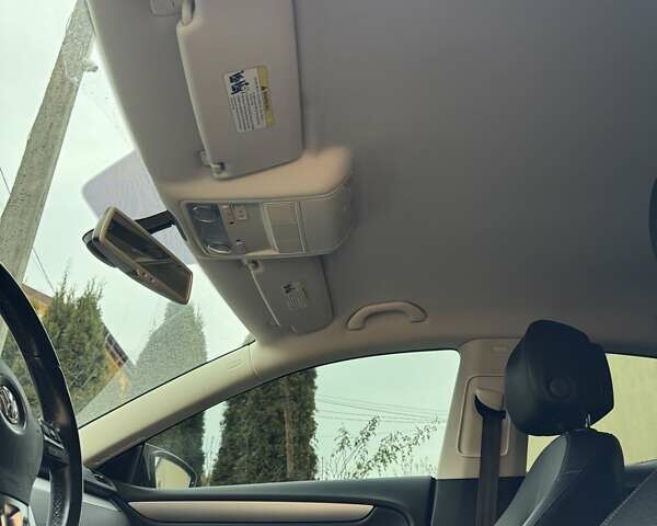 Черный Фольксваген CC / Passat CC, объемом двигателя 1.98 л и пробегом 184 тыс. км за 13000 $, фото 6 на Automoto.ua