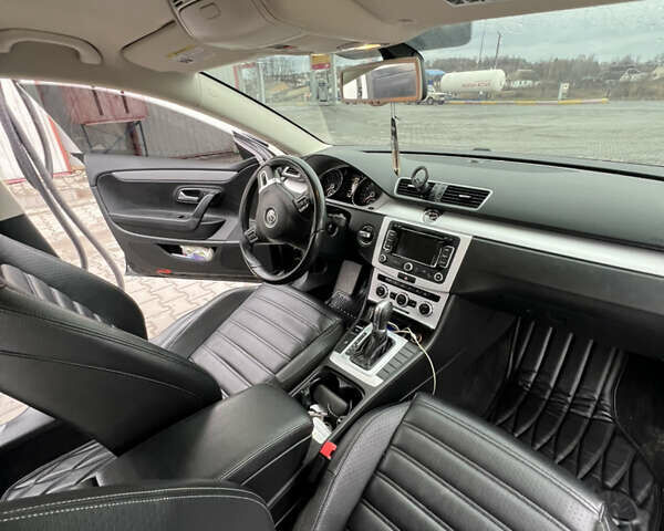 Чорний Фольксваген CC / Passat CC, об'ємом двигуна 2 л та пробігом 135 тис. км за 12800 $, фото 43 на Automoto.ua