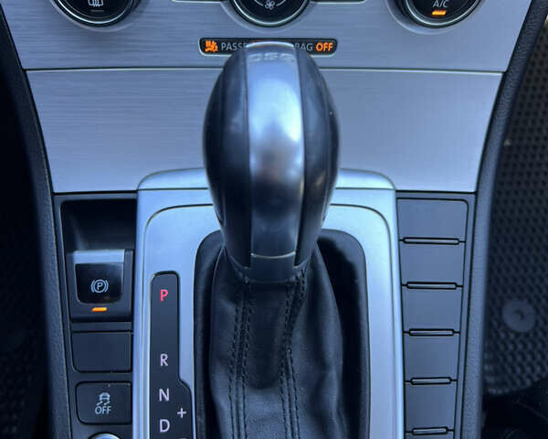Черный Фольксваген CC / Passat CC, объемом двигателя 1.98 л и пробегом 133 тыс. км за 14000 $, фото 25 на Automoto.ua